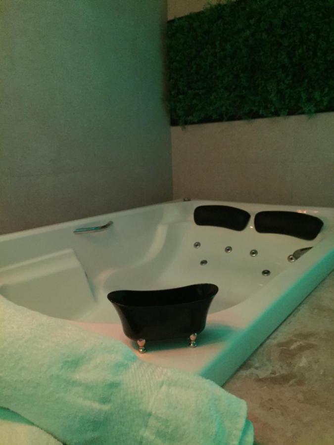 Imperium Inn Motel (Adults Only) Nova Ponte Экстерьер фото